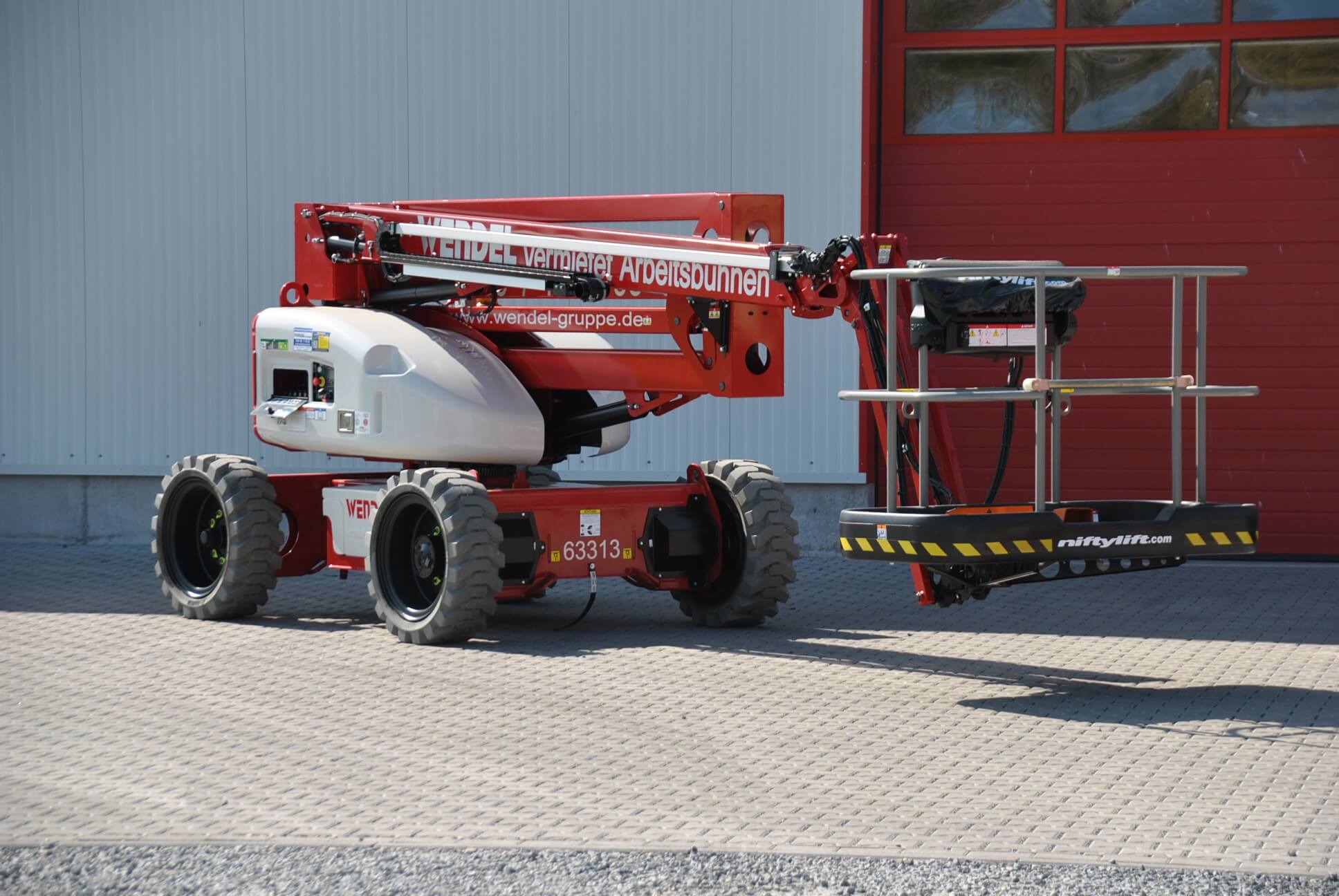  HR 17 E (MKIII) Gelenk-Teleskop-Arbeitsbühnen